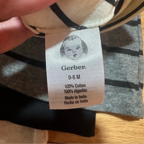 Gerber Set of 5 Cotton Hats size 0-6 Months Bears, Stripes Solid Black, White - Picture 2 of 6